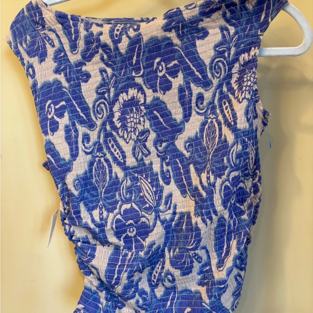 Free People Shea Top Blue Combo One Shoulder Smocked Size L NWT - Picture 4 of 7